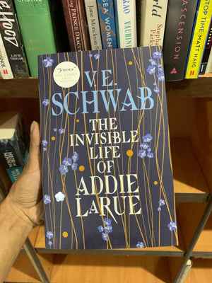 The Invisible Life of Addie LaRue (Original Edition) Booklify
