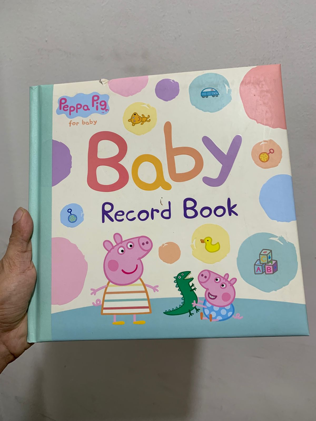 Peppa Pig: Baby Record Book