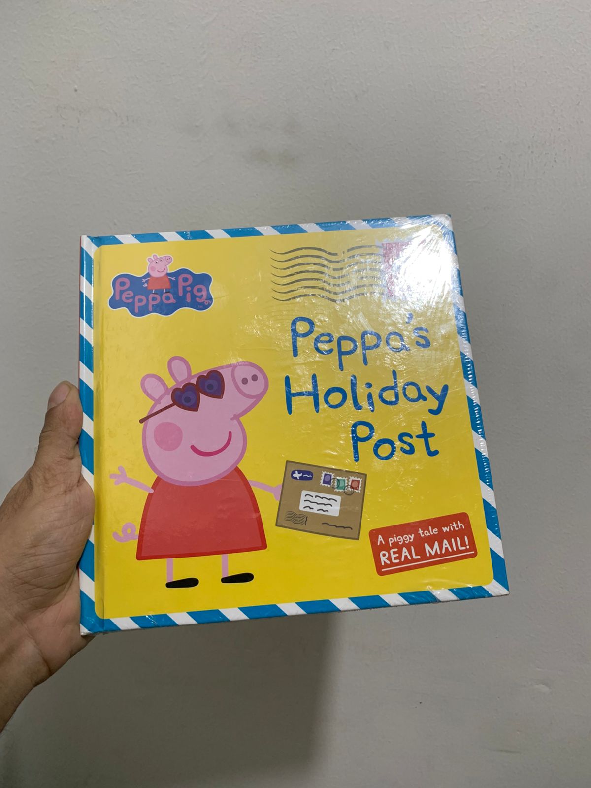 Peppa Pig: Peppa's Holiday Post