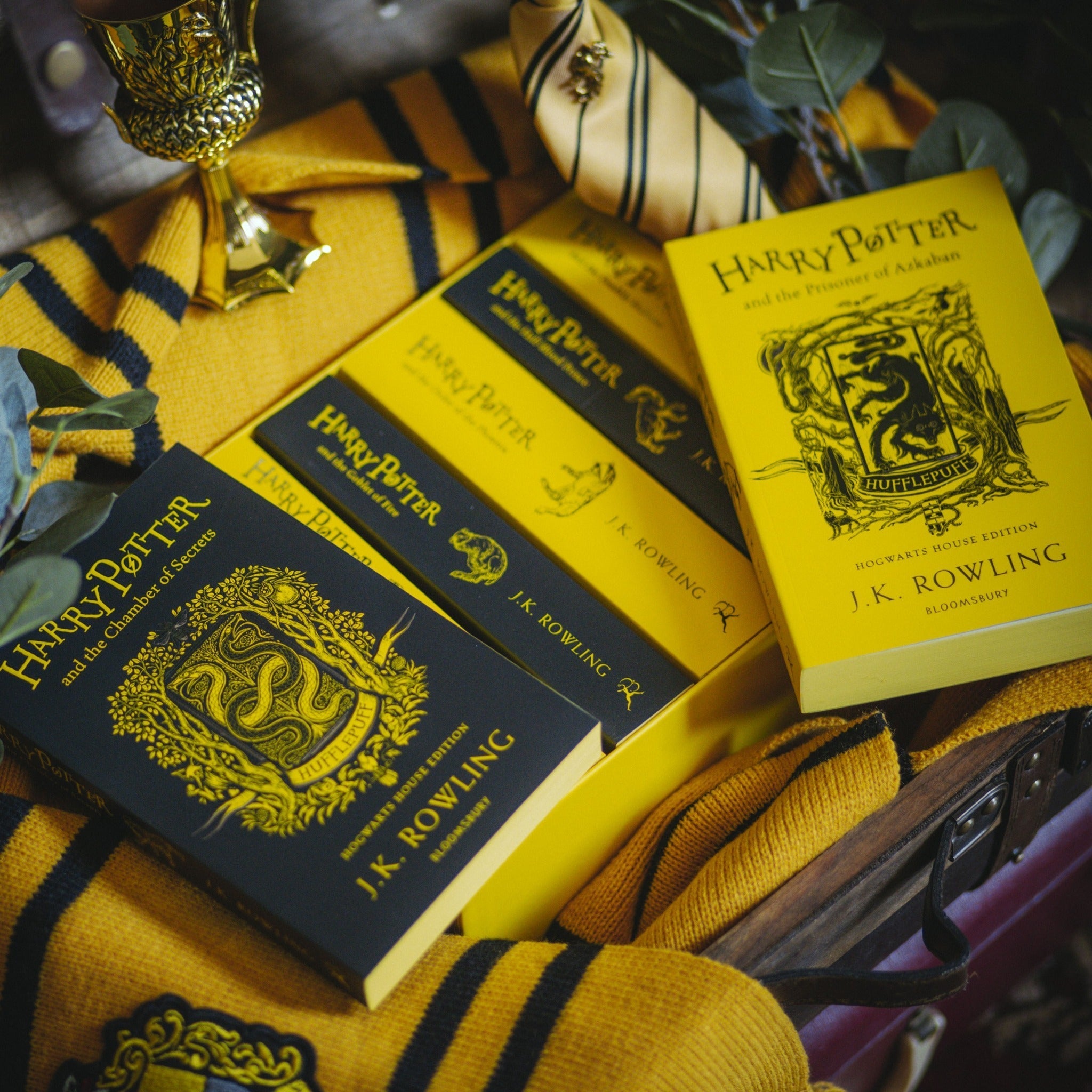 Harry Potter (Hufflepuff House Edition Boxed Set with Yellow Edges) (Exclusive Limited Edition) by J. K. Rowling Book A Book