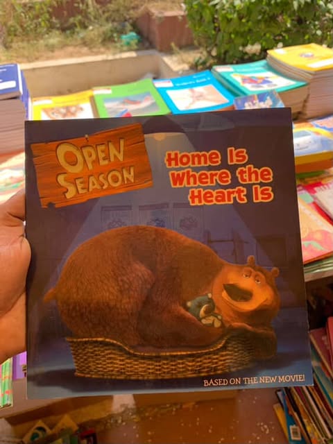 Skylanders: A to Z of Skylands (Original edition) Booklify