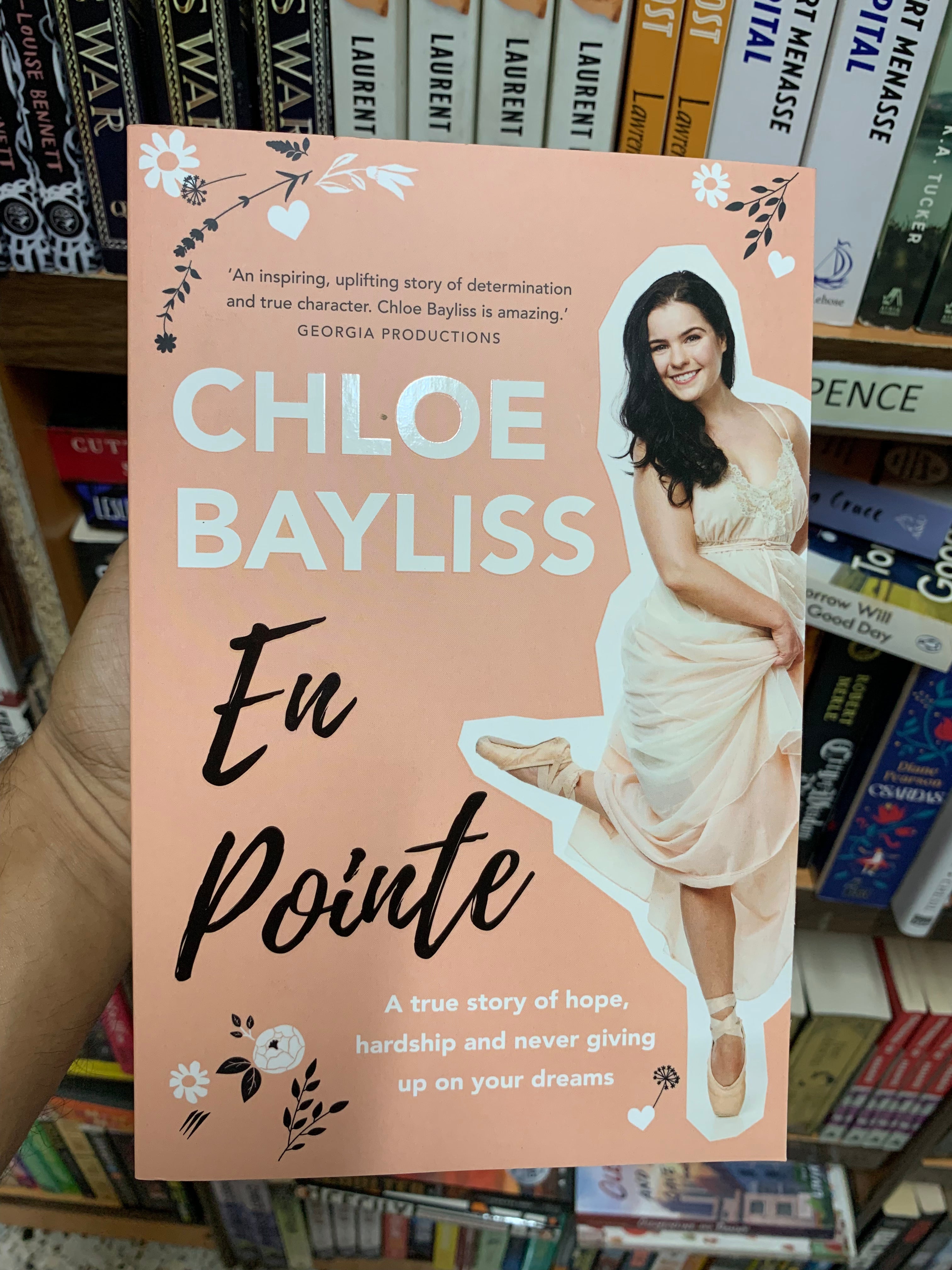 En Pointe by Chloe Bayliss Booklify