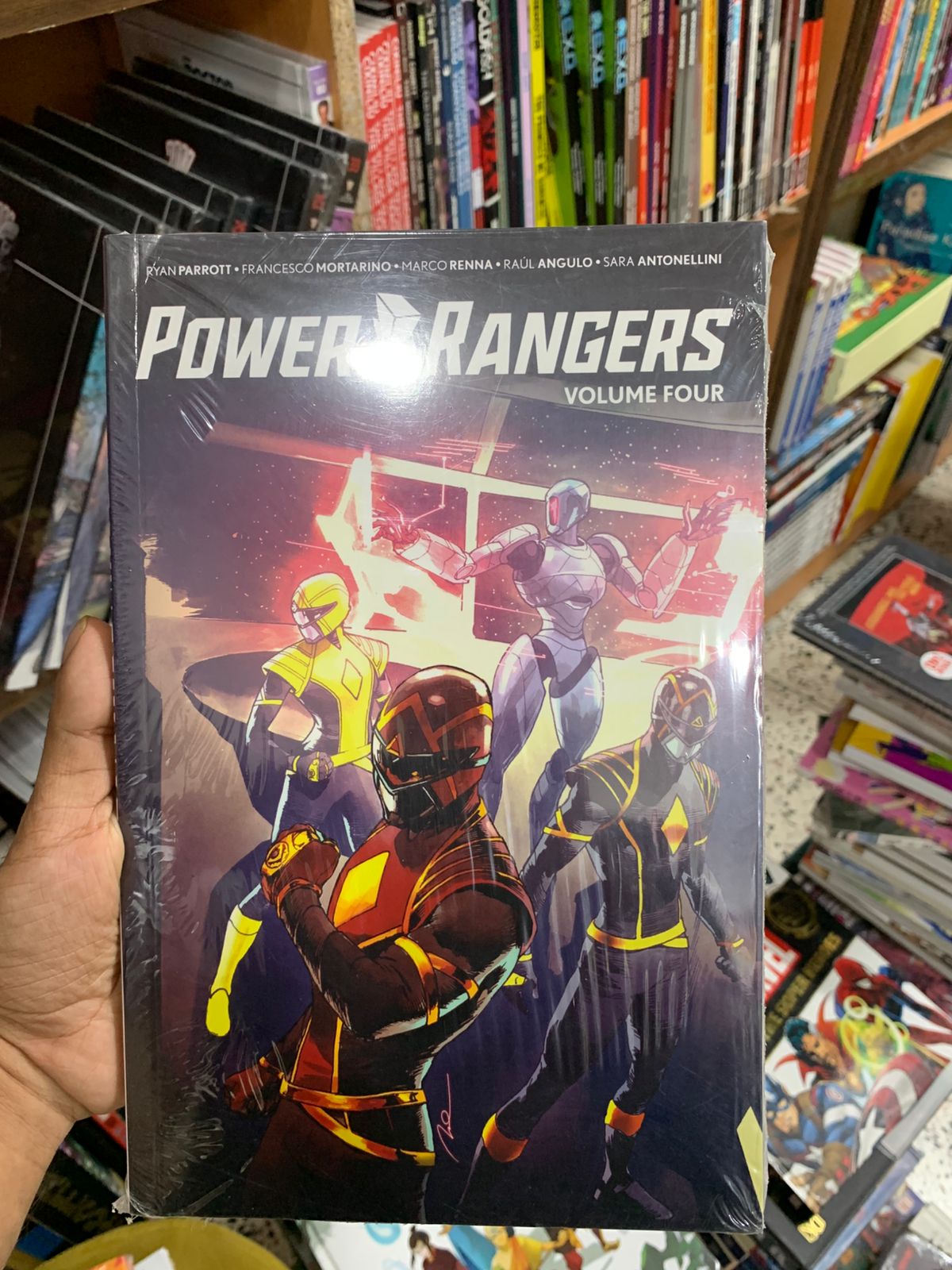 Power Rangers Vol. 4 (Original Edition) Booklify